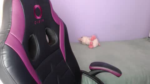 Vicky online show from 01-13-26, 09:31