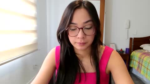 Snapshot of lulibee_ chatting on 04-02-26, 01:20 Luli online show from 04-02-26, 01:20