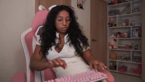 lulitauwu online show from 09-18-25, 11:18