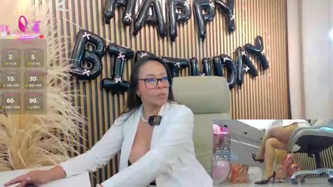 lulu online show from 11-12-25, 12:33