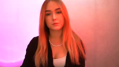 Lulu Baby18 online show from 02-15-25, 01:27