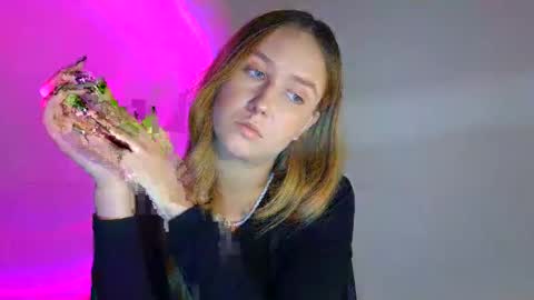 Lulu Baby18 online show from 10-20-25, 02:50