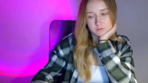 Lulu Baby18 online show from 11-10-25, 08:08