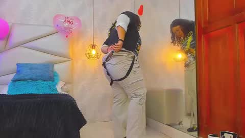 Snapshot of lulu_kawai chatting on 02-16-25, 06:54 lulu online show from 02-16-25, 06:54