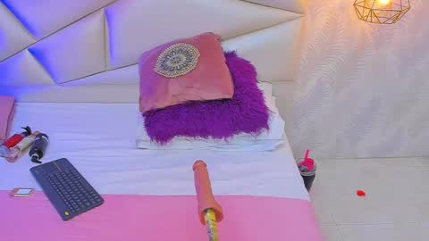 Snapshot of lulu_kawai chatting on 02-19-25, 07:38 lulu online show from 02-19-25, 07:38