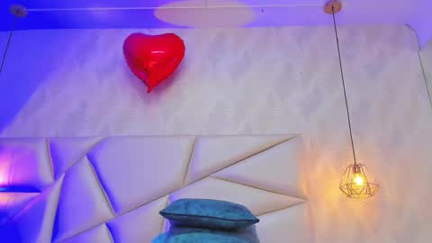 Snapshot of lulu_kawai chatting on 03-10-25, 07:18 lulu online show from 03-10-25, 07:18