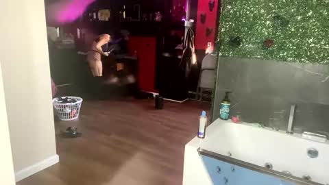 Lulu online show from 01-15-25, 06:40