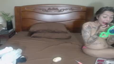 Snapshot of lulu_wild chatting on 12-19-25, 10:55 lulu_wild online show from 12-19-25, 10:55