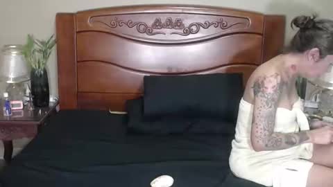 Snapshot of lulu_wild chatting on 02-23-26, 03:04 lulu_wild online show from 02-23-26, 03:04