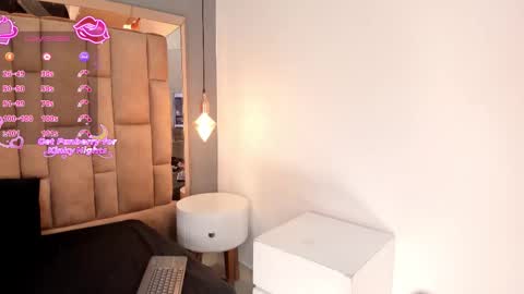 Snapshot of luluwonder_ chatting on 03-07-26, 07:33 Lulu online show from 03-07-26, 07:33