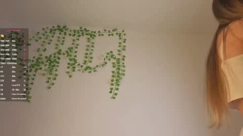 Kate online show from 11-11-25, 08:03