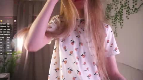 Kate online show from 11-30-25, 09:35