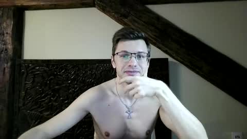 Snapshot of lumberjack__666 chatting on 04-30-26, 08:15 Andrew independent model 2000-0000 CET daily online show from 04-30-26, 08:15