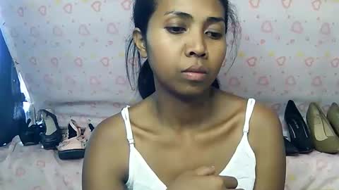 Snapshot of luna019 chatting on 12-15-25, 10:08 Luna online show from 12-15-25, 10:08