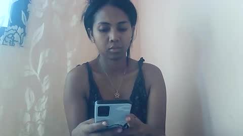 Luna online show from 04-18-26, 06:39