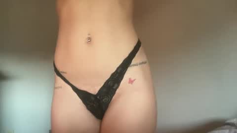 Snapshot of luna3589 chatting on 09-14-25, 09:25 Luna online show from 09-14-25, 09:25