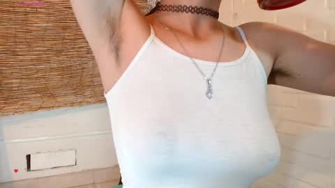 Snapshot of luna_7_777 chatting on 09-22-25, 05:31 Luna online show from 09-22-25, 05:31