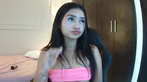 Snapshot of luna_and_banji chatting on 10-17-25, 09:06 luna and banji online show from 10-17-25, 09:06