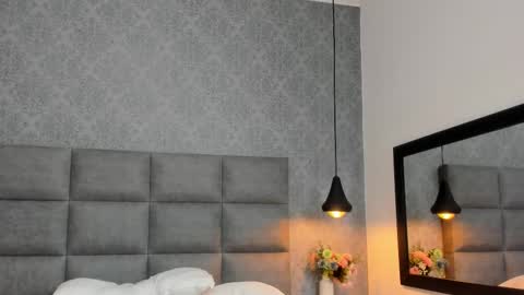 Luna online show from 11-15-25, 10:56