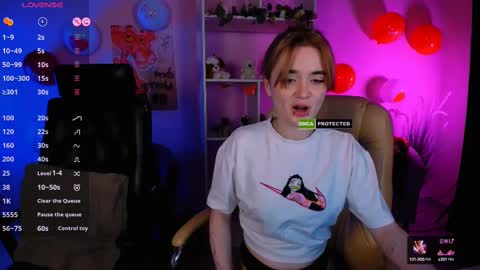 Snapshot of luna_berryy chatting on 02-15-25, 12:04 luna_berryy online show from 02-15-25, 12:04