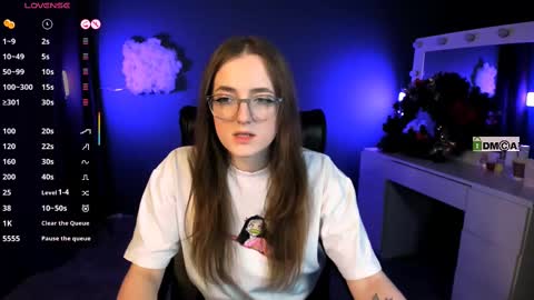 Snapshot of luna_berryy chatting on 02-24-25, 08:25 luna_berryy online show from 02-24-25, 08:25