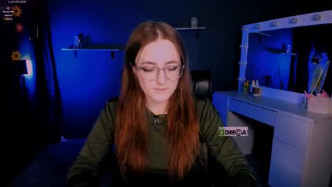 Snapshot of luna_berryy chatting on 03-10-25, 08:34 luna_berryy online show from 03-10-25, 08:34