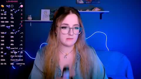 Snapshot of luna_berryy chatting on 10-11-25, 07:45 luna_berryy online show from 10-11-25, 07:45