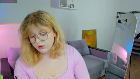 luna online show from 02-10-26, 01:53