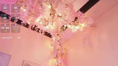 Snapshot of luna_cullen chatting on 06-11-26, 12:32 Lunita online show from 06-11-26, 12:32