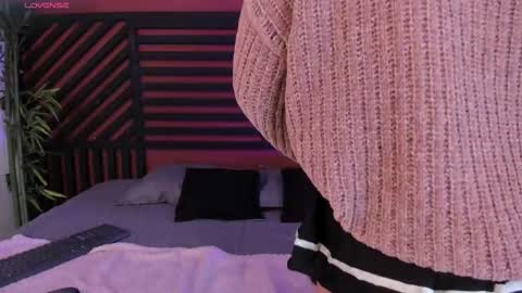 luna_cute14 online show from 02-04-26, 08:03