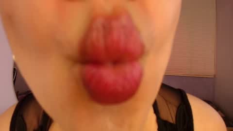 luna_desiree online show from 03-11-26, 08:59