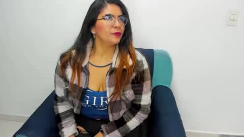 luna  online show from 02-14-25, 11:21