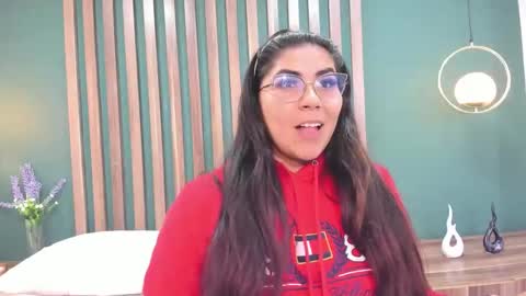 luna  online show from 09-26-25, 08:02