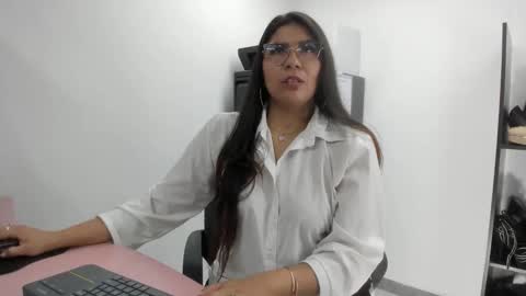 luna  online show from 10-13-25, 11:21