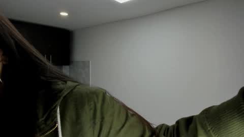 luna  online show from 11-11-25, 11:10