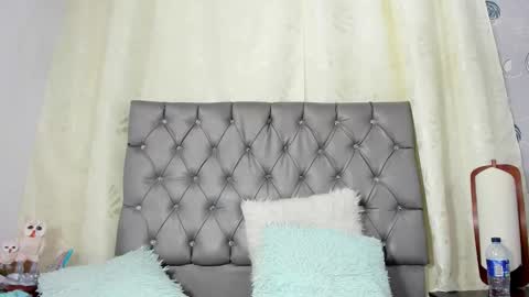 Luna Eva online show from 02-19-25, 05:49