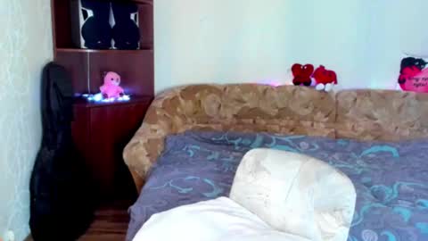 luna_evan online show from 01-28-25, 11:17