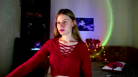 luna_evan online show from 11-05-25, 09:20