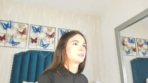 luna forever7 online show from 04-23-26, 07:49