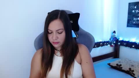 Luna Gomez online show from 10-09-25, 06:06