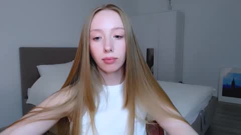 Snapshot of luna_insanity chatting on 12-05-24, 03:15 Luna online show from 12-05-24, 03:15