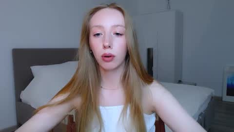 Snapshot of luna_insanity chatting on 12-07-24, 08:05 Luna online show from 12-07-24, 08:05