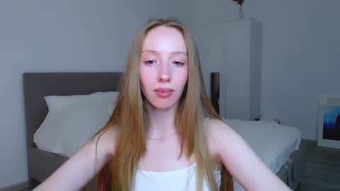 Snapshot of luna_insanity chatting on 12-22-24, 03:44 Luna online show from 12-22-24, 03:44