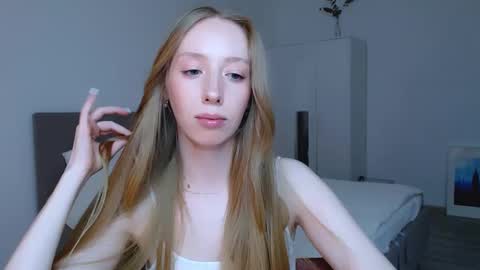 Snapshot of luna_insanity chatting on 12-29-24, 11:08 Luna online show from 12-29-24, 11:08