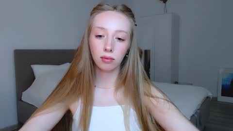 Snapshot of luna_insanity chatting on 01-12-25, 09:08 Luna online show from 01-12-25, 09:08