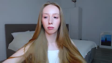 Snapshot of luna_insanity chatting on 01-27-25, 08:39 Luna online show from 01-27-25, 08:39