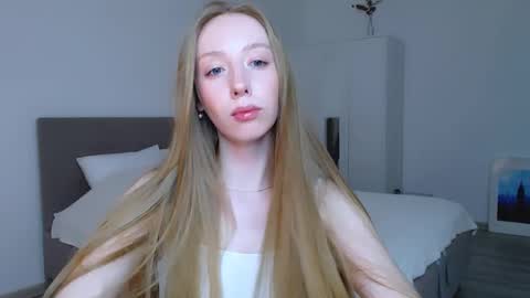 Snapshot of luna_insanity chatting on 02-07-25, 12:42 Luna online show from 02-07-25, 12:42