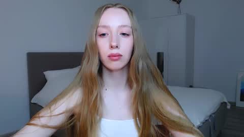 Snapshot of luna_insanity chatting on 03-09-25, 08:42 Luna online show from 03-09-25, 08:42