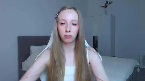 Snapshot of luna_insanity chatting on 10-03-25, 08:06 Luna online show from 10-03-25, 08:06