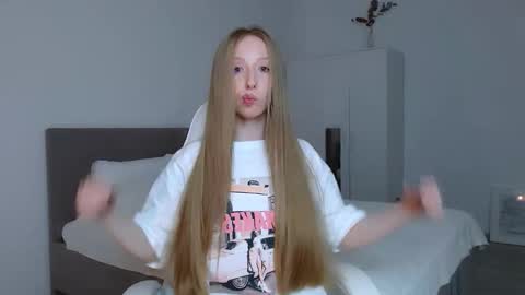 Snapshot of luna_insanity chatting on 10-12-25, 09:03 Luna online show from 10-12-25, 09:03